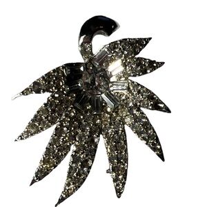 VINTAGE SIGNED PELL RHINESTONE LEAF BROOCH PIN PELL JEWELRY